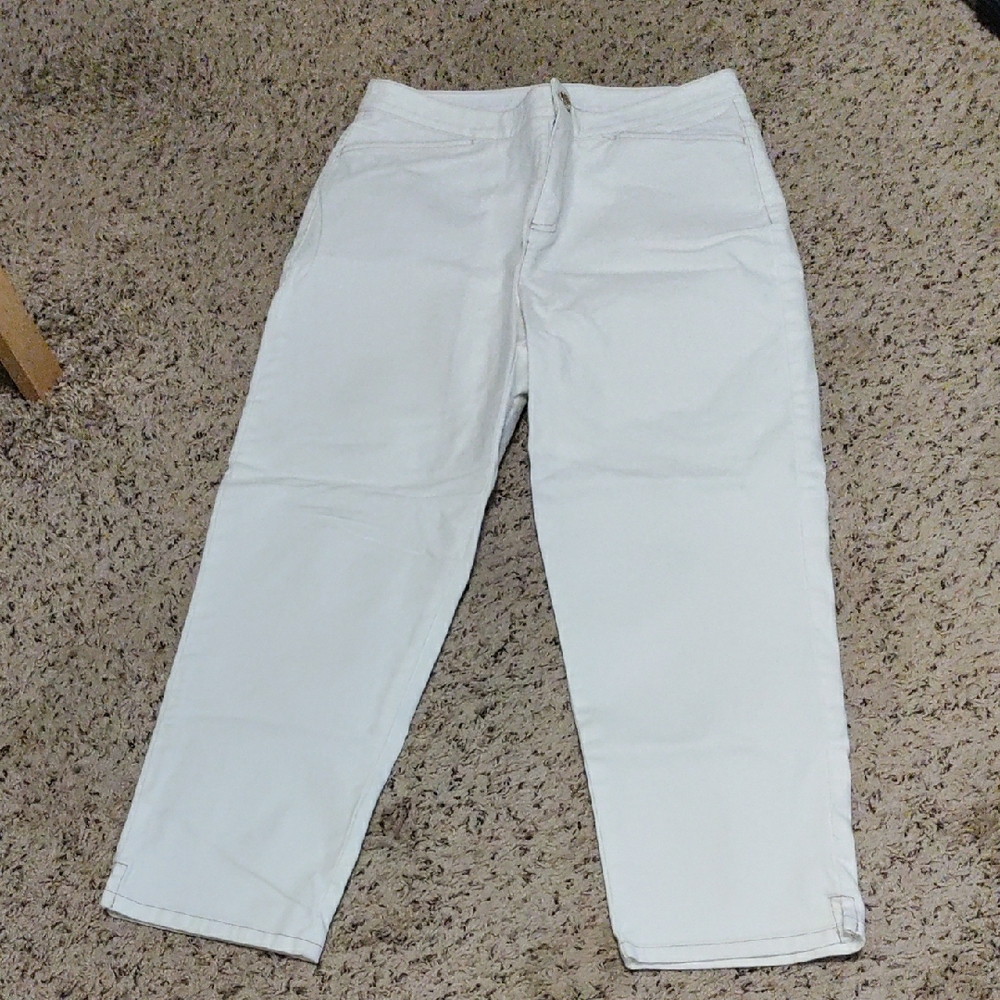 Jones New York Signature White Pants